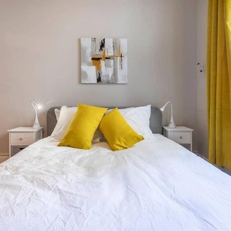 The Red Heart Of Annecy - Beautiful Apartment For 4 People Eksteriør billede