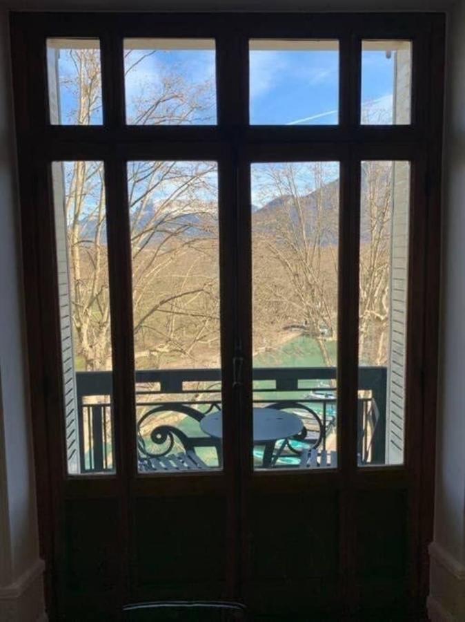 The Red Heart Of Annecy - Beautiful Apartment For 4 People Eksteriør billede